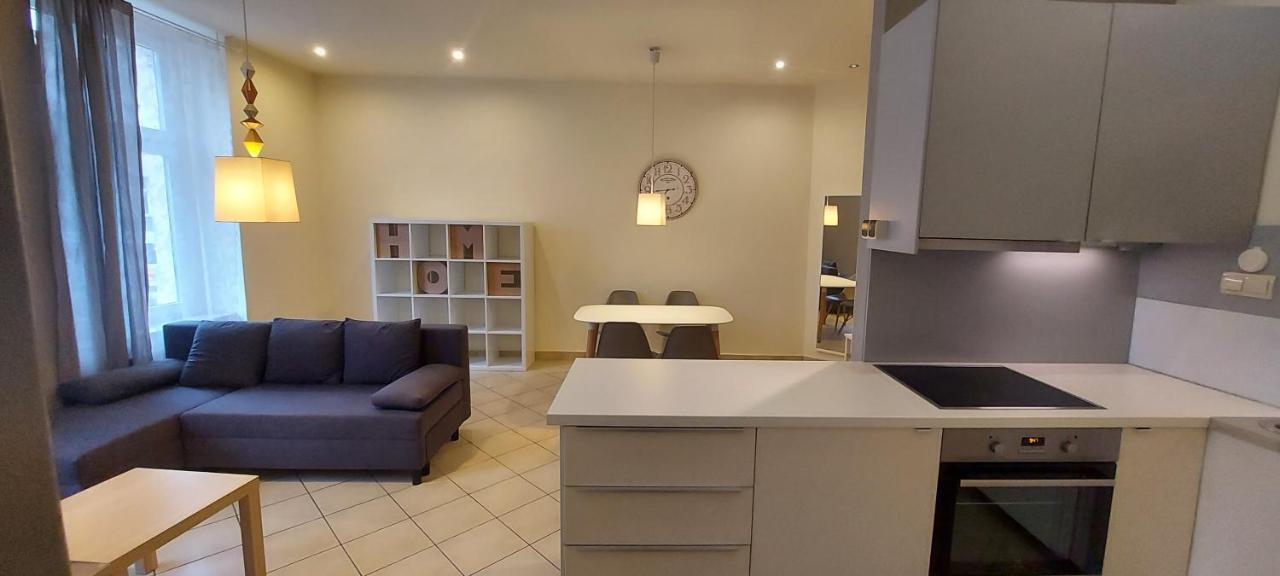 Apartament Zwyciestwa 45 グリヴィツェ エクステリア 写真