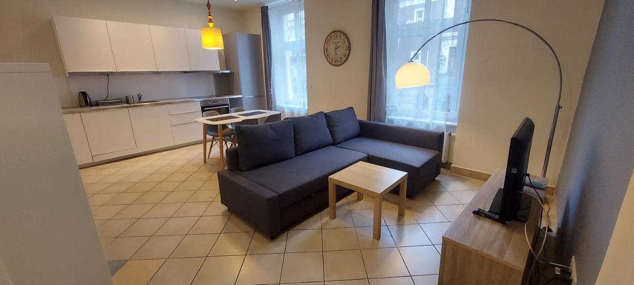 Apartament Zwyciestwa 45 グリヴィツェ エクステリア 写真