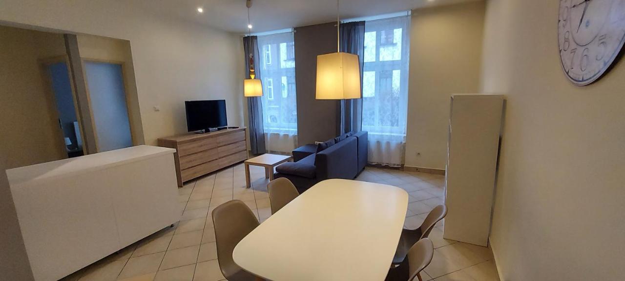 Apartament Zwyciestwa 45 グリヴィツェ エクステリア 写真